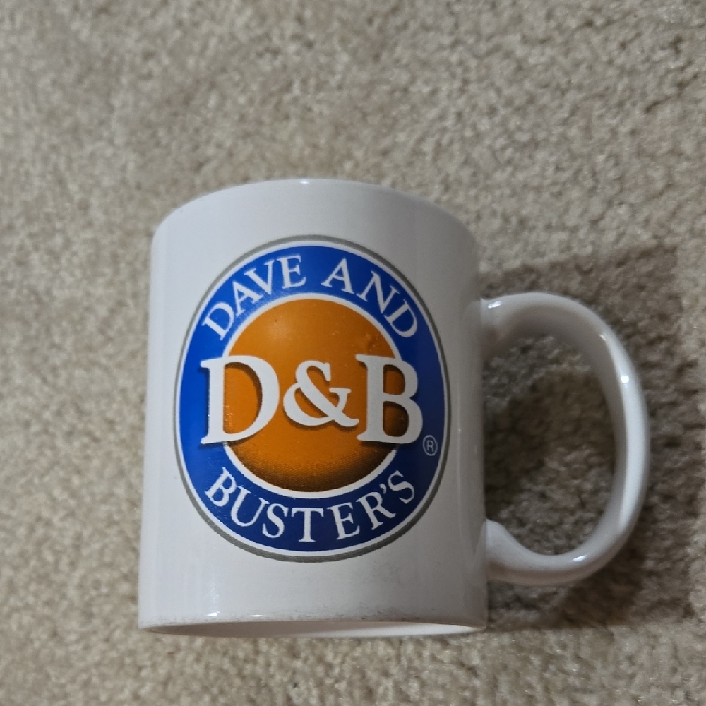 FREE W ANY PURCHASE! Dave and Buster's Ceramic Mug Restaurant D&B Logo